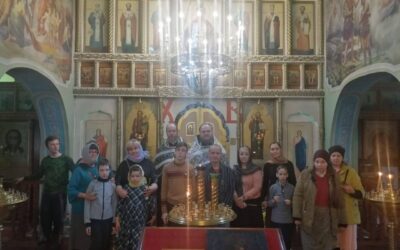 Председатель епархиальной комиссии по спорту Сергиево-Посадской епархии совершил Таинство Соборования для семей с детьми инвалидами