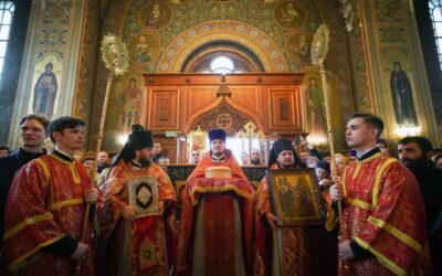 Духовенство Пушкинского благочиния приняло участие в Патриаршем богослужении