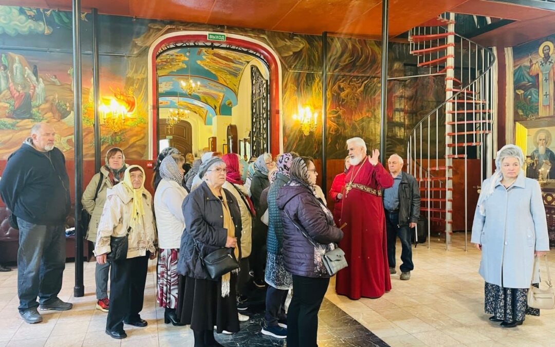 Паломники из Общества инвалидов посетили Боголюбский храм г. Пушкино