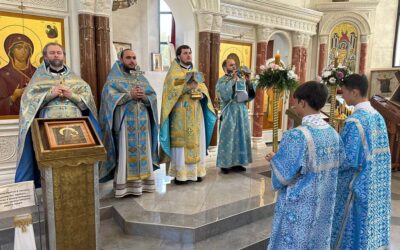 Благочинный церквей Пушкинского округа возглавил престольный праздник в Челюскинском